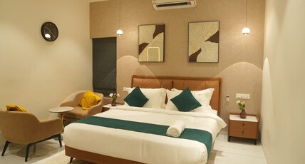 Green Lagoon Room Type - Premium Deluxe Room