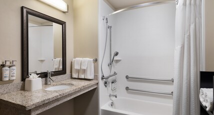 Staybridge Suites MIDVALE Room Type - 1 King Bed Studio Suite Comm Access