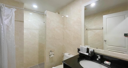Baan Pattaya by Sabai nearby GOD Pattaya Room Type - Superior City View Twin Baan Pattaya by Sabai nearby GOD Pattaya Room Type - Superior City View Twin
