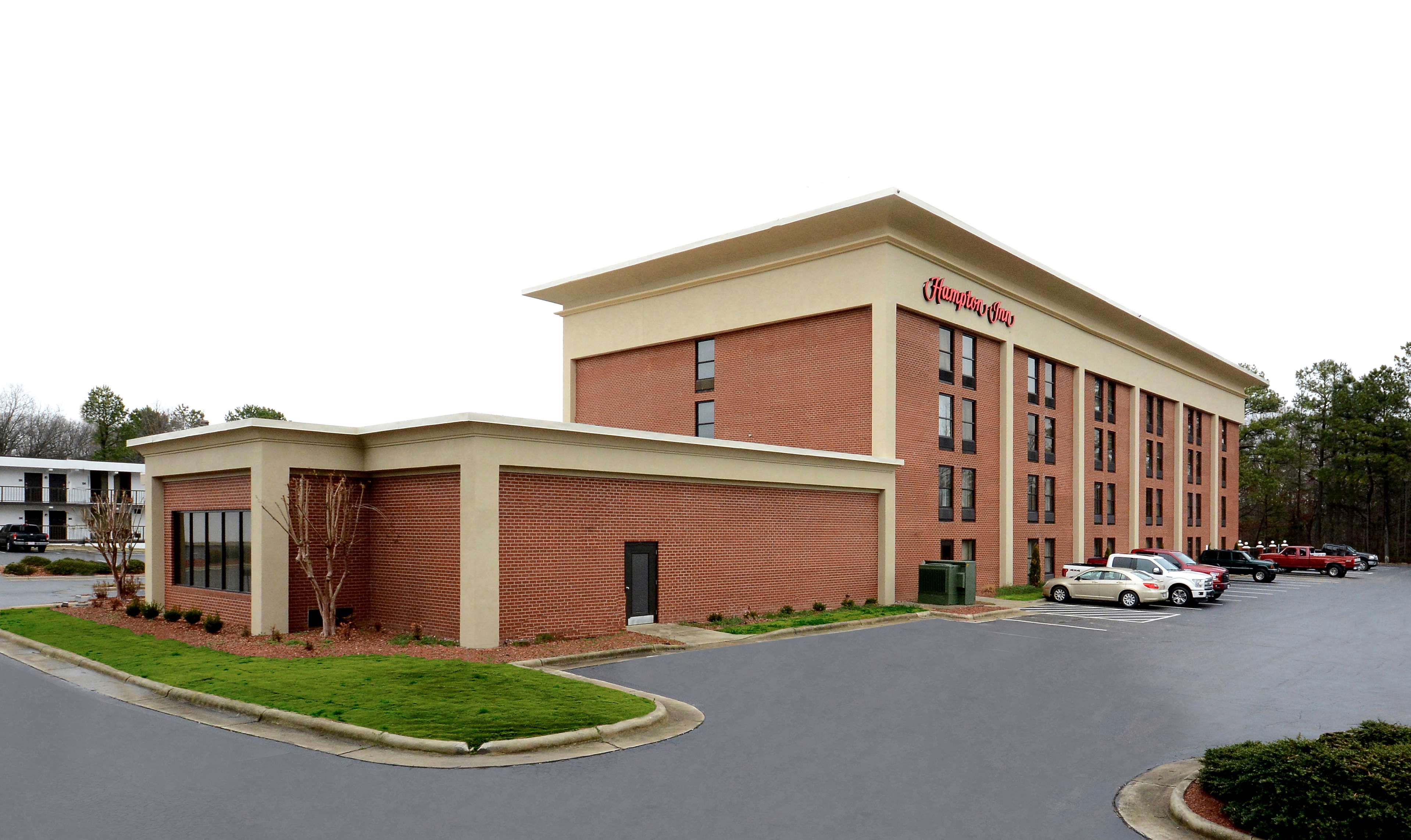 Hampton Inn by Hilton Roxboro - Tap to explore photos