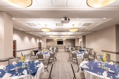Holiday Inn Hotel & Suites ORANGE PARK - WELLS RD.