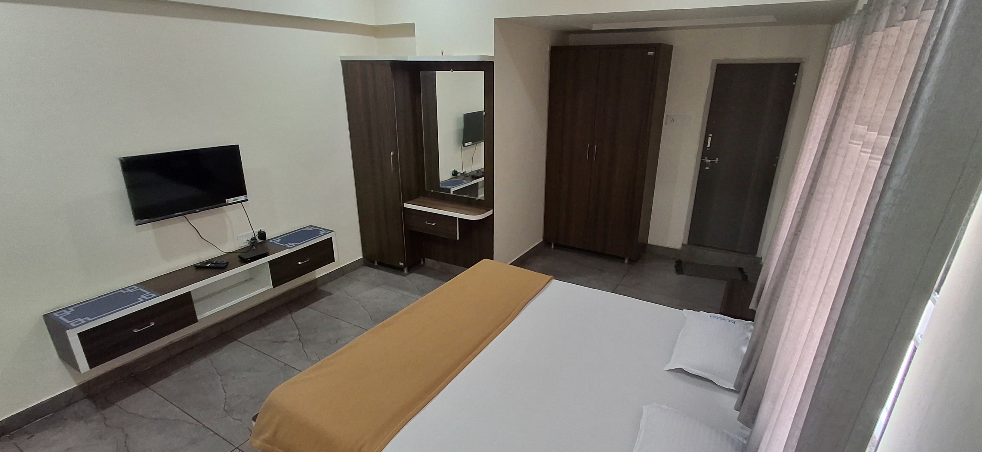 HOTEL SIDDAGANGA - Tap to explore photos