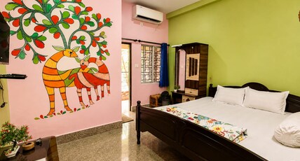 Hridmajhare Homestay Shantiniketan Room Type - Deluxe King Room with Private Balcony and bathroom