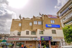 Hotel Silver Palace , Jashodanagar