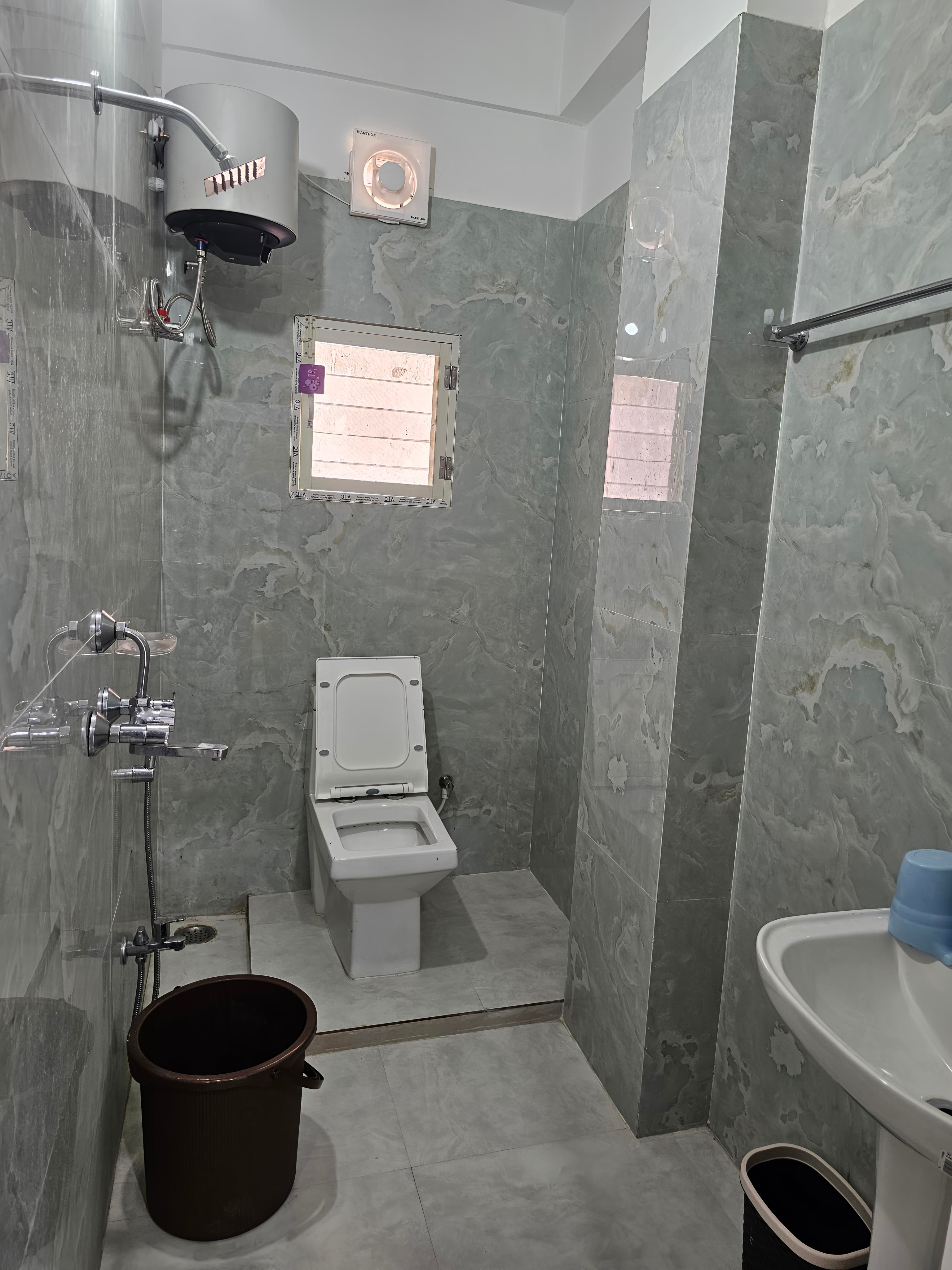 Hoppin Homestay - Tap to explore photos