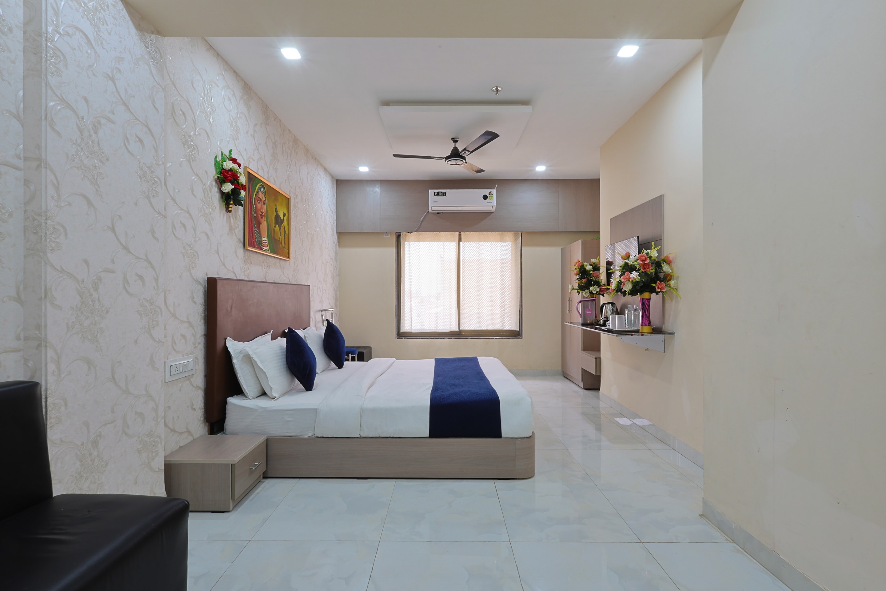 Hotel Lord Krishna Dham, Dwarka - Tap to explore photos