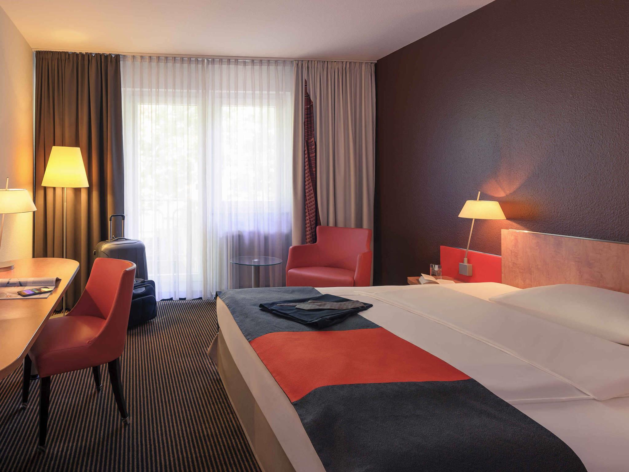 MERCURE RES FRANKFURT MESSE - Tap to explore photos