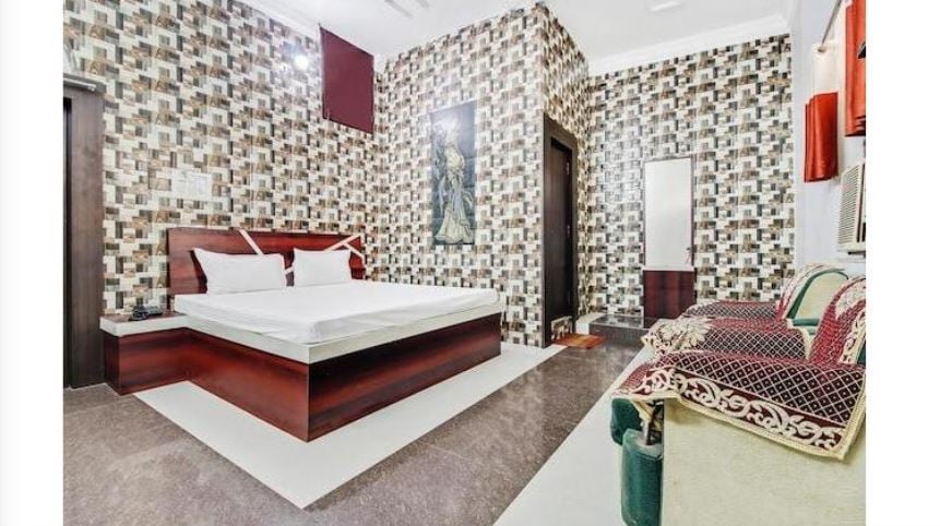 Ashirwad Hotel And Restaurant - Tap to explore photos