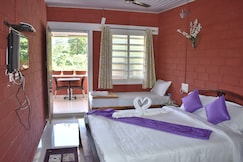 Camp Coorg Estate Resort | Rooms & Guided Treks