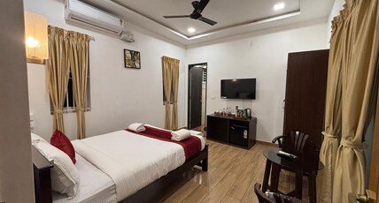 Eden Ember Castle Room Type - Premium Room