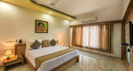Lion Lords Inn Rajula Room Type - Suite Room
