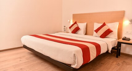 Hotel White Saffron Room Type - Superior Room with Free Wi-Fi and TV
