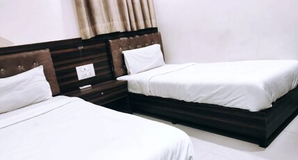 Hotel Avion Park Mumbai Room Type - Four Bedded Room