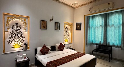Hotel Boheda Palace - 1 KM away from Lake Pichola Room Type - Haveli Room