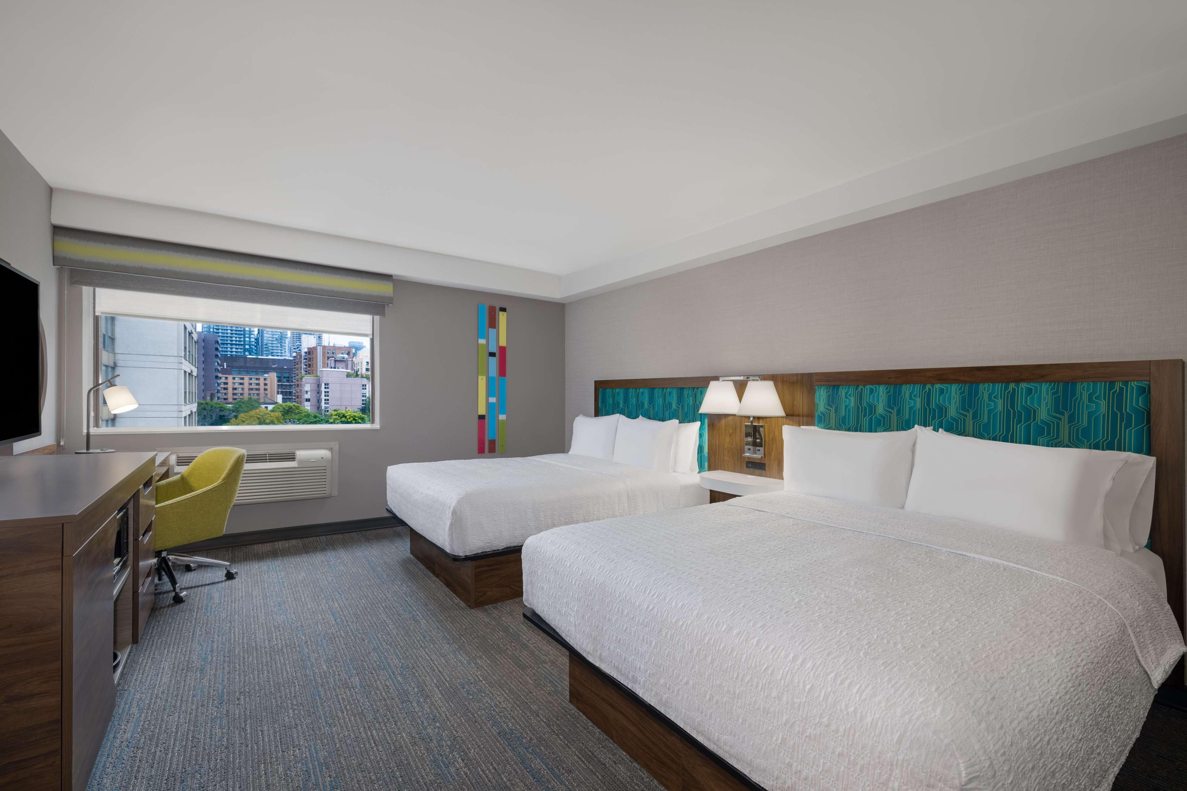Hampton Inn & Suites by Hilton Toronto Downtown - Tap to explore photos