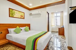 Itsy Hotels Shrey'S Inn, 2.5 Kms To Mahatma Gandhi Park