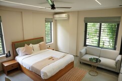 Address of G Nest