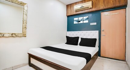 Hotel O Om Sai Palace Room Type - Classic