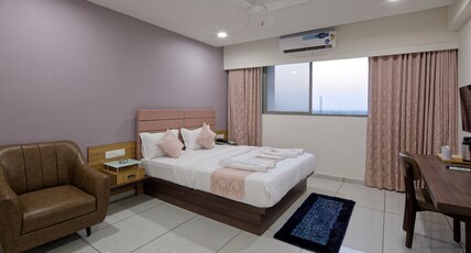 HOTEL AURELLIA Room Type - Premium Room