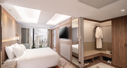 Samala Hotel Bangkok Room Type - PREMIER EXECUTIVE ROOM KING BED
