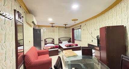 Gulistan Guest House Room Type - Four Bed Non AC