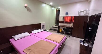 Hotel Rajshree Room Type - Deluxe Non AC Room