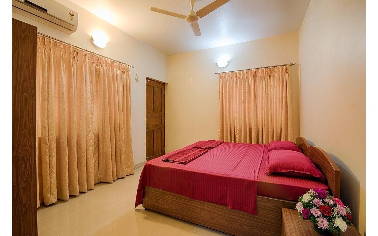 Luxurious 2bhk well furnished Apartment - Tap to explore photos