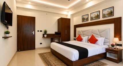 Hotel Doon's Pride Room Type - Deluxe Room Hotel Doon's Pride Room Type - Deluxe Room