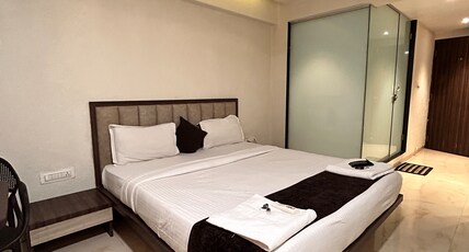 Hotel Merakee Room Type - Premium Room With Balcony