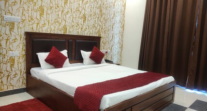 Hotel Aastha Shree Dham Room Type - Standard Room with Balcony