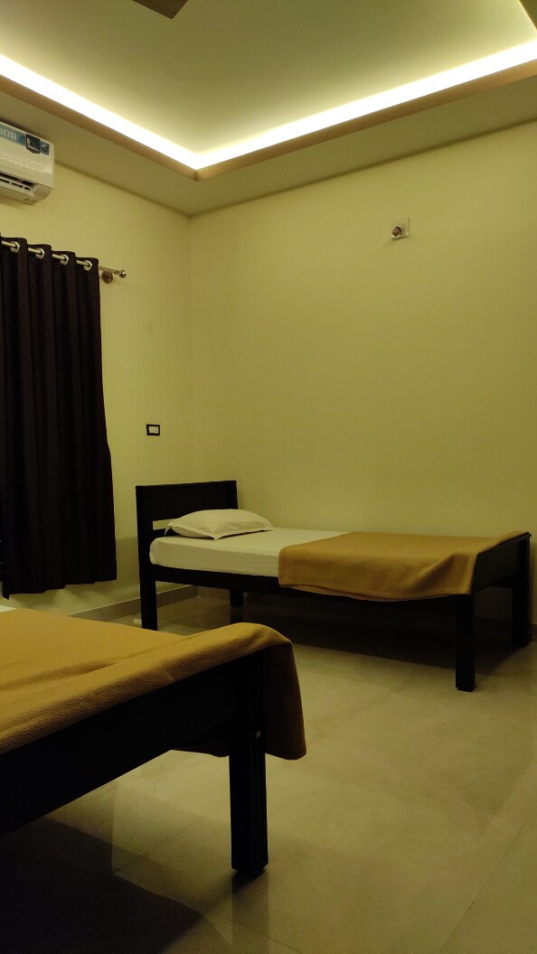 Aikya Homestay - Tap to explore photos
