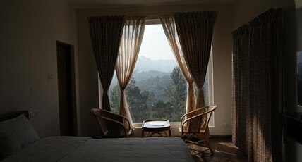 Malaiosais Misty Mount - 4BHK Villa Room Type - Malaiosais Misty Mount - Premier Mountain View Room in a 4 BHK villa