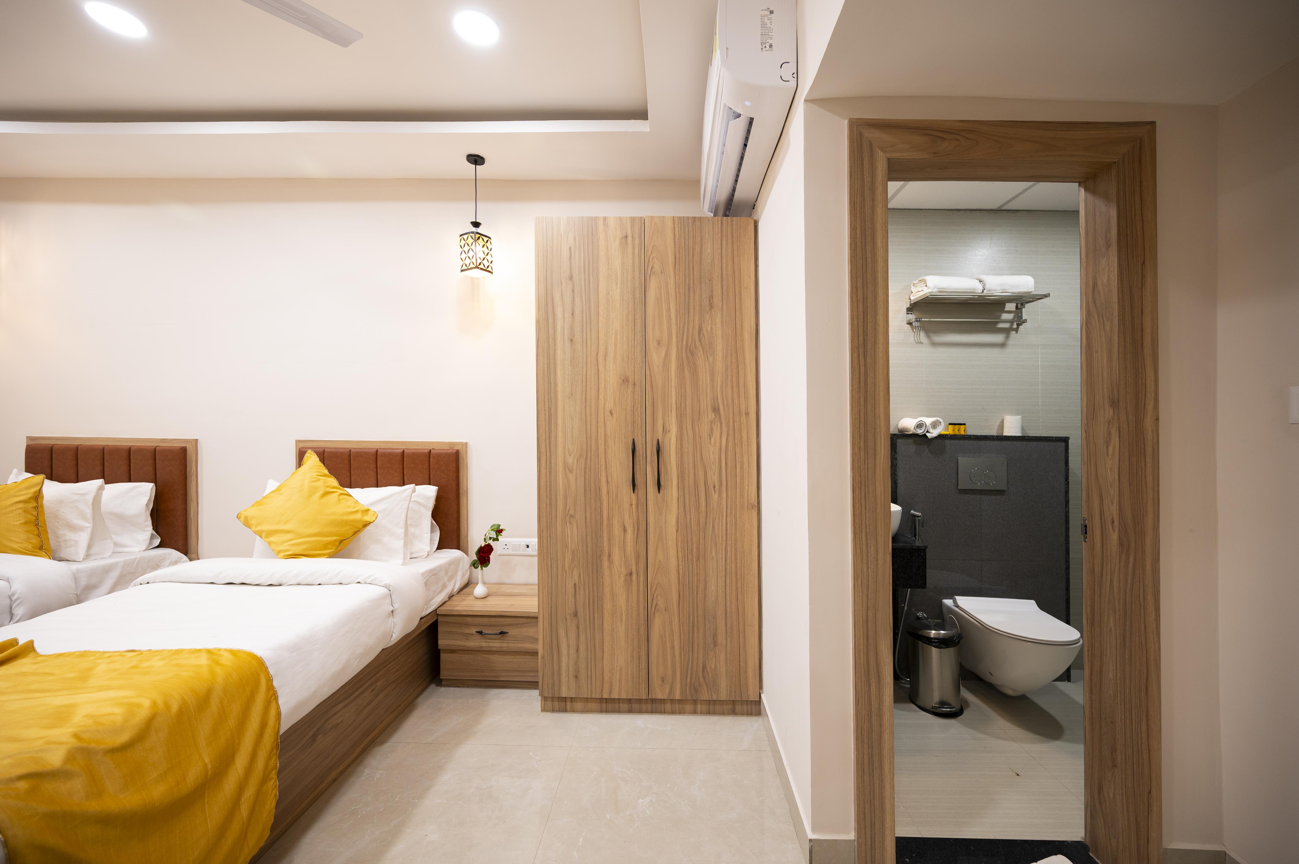 Hotel Silver Stone - Tap to explore photos