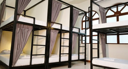 Mad Monkey Dumaguete Room Type - Standard 8-Bed Dorm