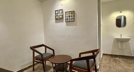 PPR COURTYARD Room Type - Superior King