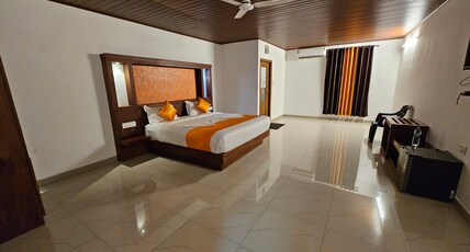 Al-Rahman Resort Room Type - large family room