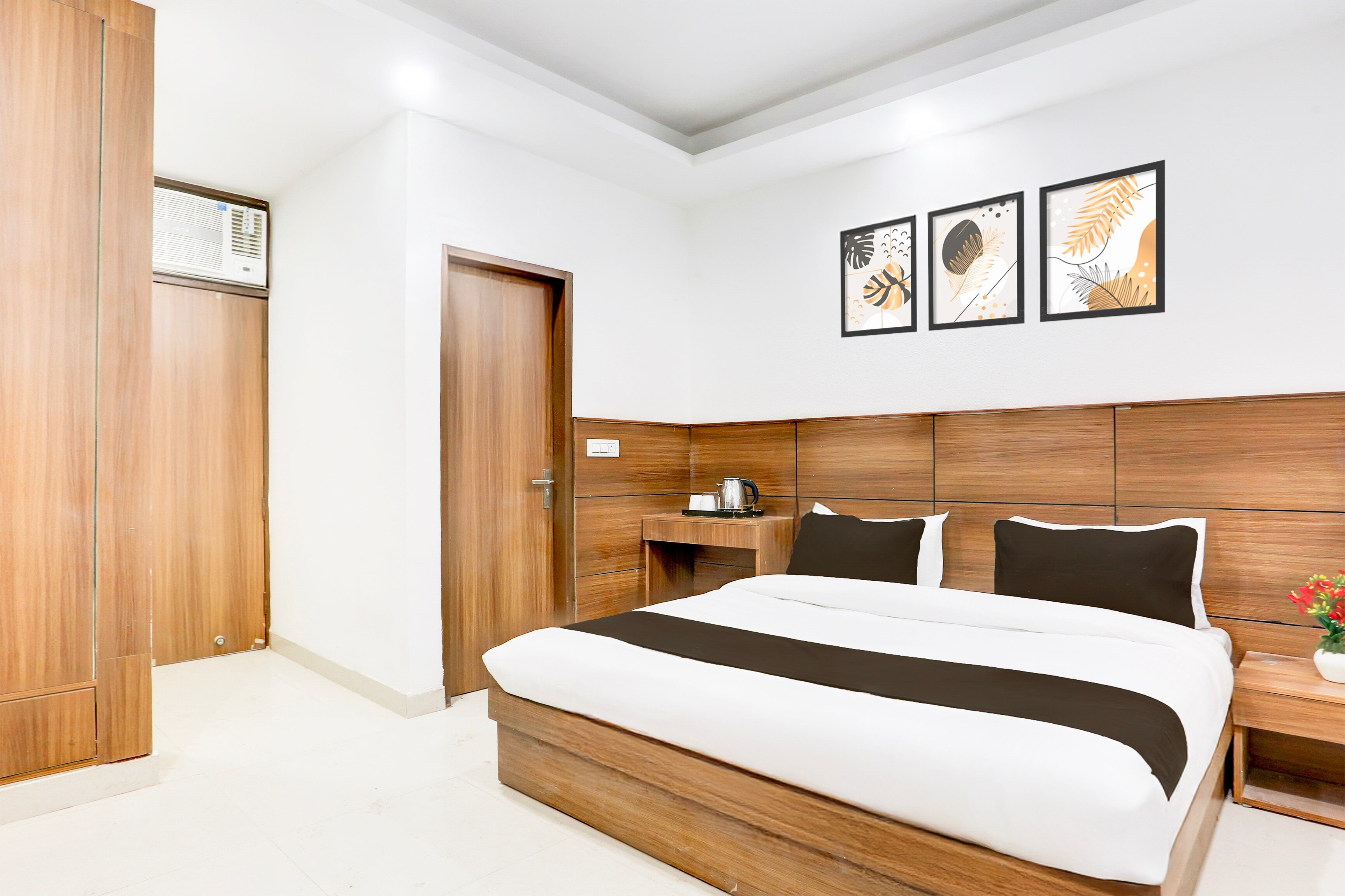 Hotel O Cyber City Phase 3 - Tap to explore photos