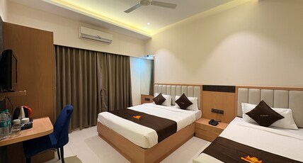 Hotel JK Palace  Newly Renovated Room Type - DeluxeTriple Bed