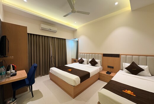 Hotel JK Palace  Newly Renovated