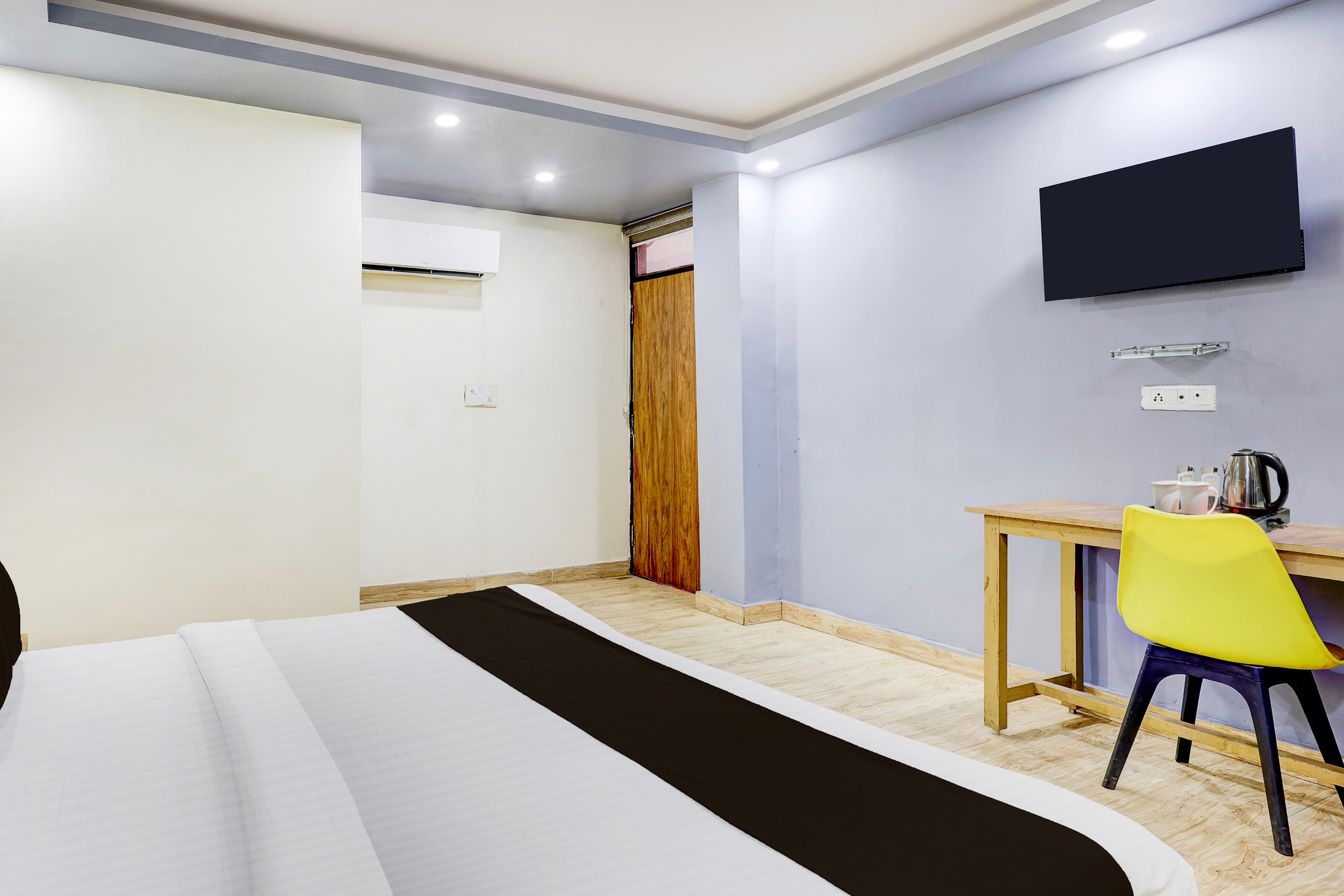 Super Hotel O DIAMOND INN - Tap to explore photos