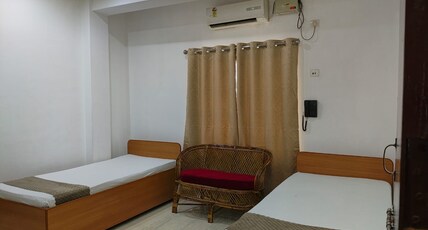 The Executive Inn Room Type - Deluxe Room