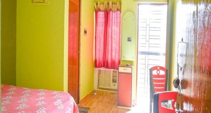 Sinjan Residency Room Type - AC DOUBLE BED DELUXE