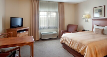 Candlewood Suites CORPUS CHRISTI-SPID Room Type - 1 Queen Bed Studio Suite