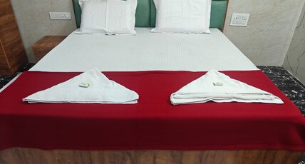 Chinni's Guest Inn Room Type - Standard Non Ac Room