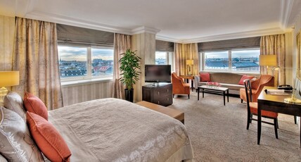 InterContinental Vienna Room Type - 1 King Junior Suite Club Lounge Access City View InterContinental Vienna Room Type - 1 King Junior Suite Club Lounge Access City View