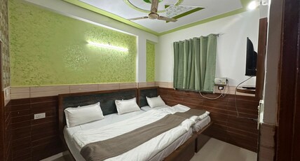 Harsh Vardhan dham by JS Hotels Room Type - Deluxe Triple Room with Private Bathroom