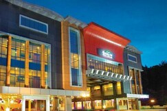 Holiday Hill Hotel and Suites