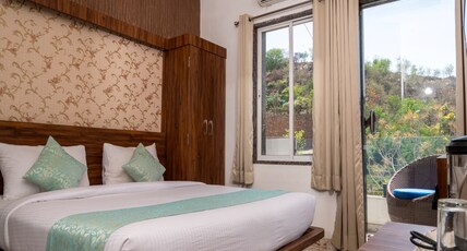 Hotel Agnijaa Room Type - Deluxe Room with Balcony