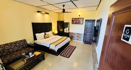 New Orange Tree Classic Fall Resort Room Type - SUPER DELUXE VIEW ROOM