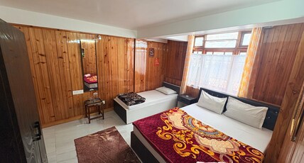 Mountain Manor Homestay Room Type - Budget Triple Room 2